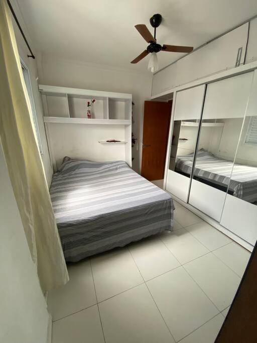 Apartamento 2 Dormitorios E Sacada Gourmet Frente Ao Mar Praia Grande  Kültér fotó