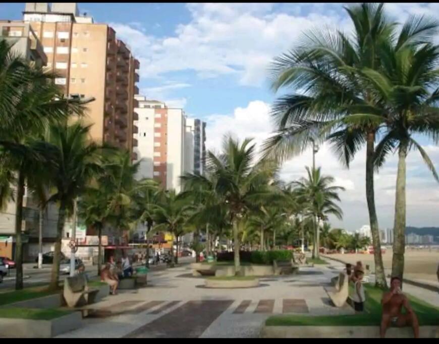 Apartamento 2 Dormitorios E Sacada Gourmet Frente Ao Mar Praia Grande  Kültér fotó