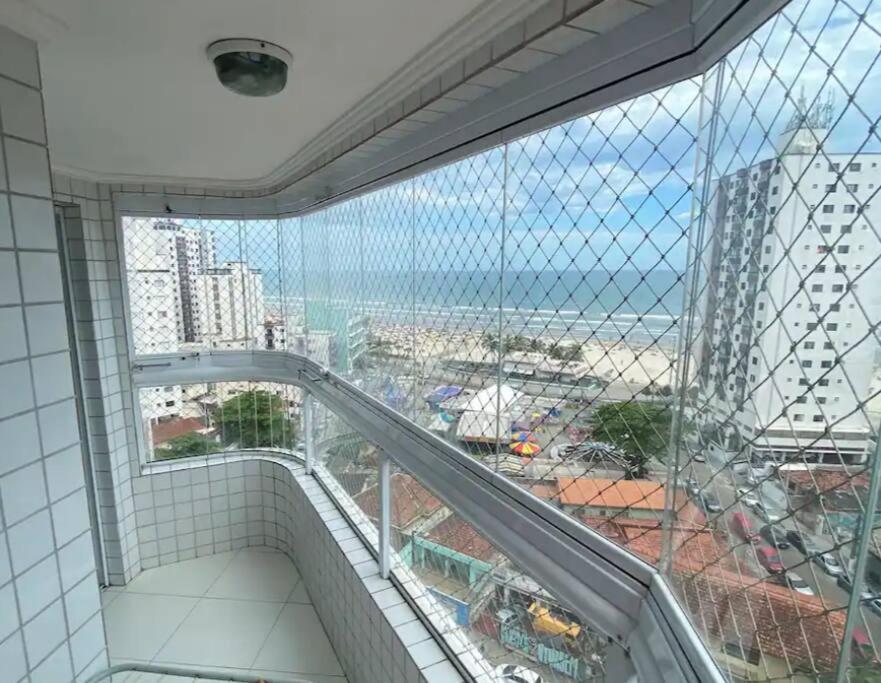 Apartamento 2 Dormitorios E Sacada Gourmet Frente Ao Mar Praia Grande  Kültér fotó